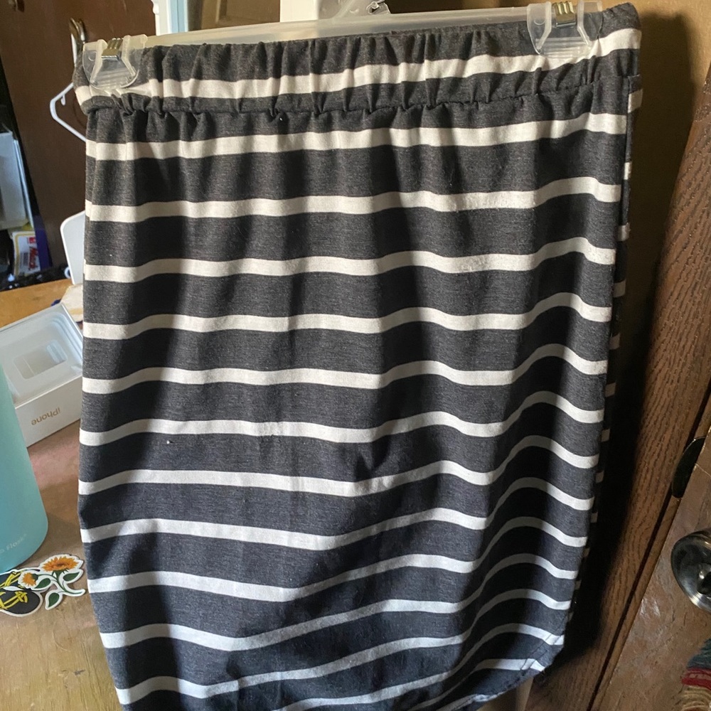 This beautiful, tight-fitting skirt!